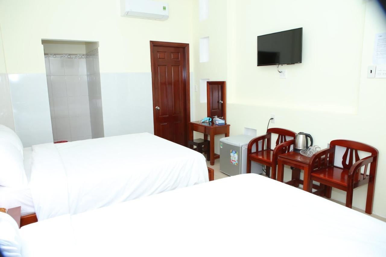 Khach San Tnk Hotel Can Tho Bagian luar foto